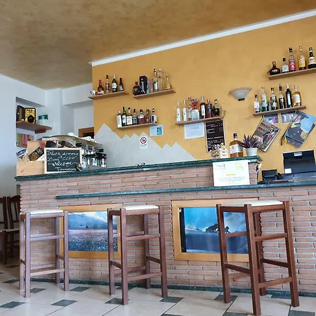 Casa-albergo Tiroasegno Hotel *