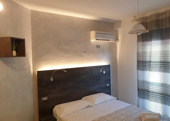 Casa-albergo Tiroasegno 호텔 Lama dei Peligni