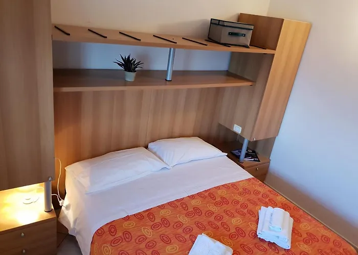 Casa-albergo Tiroasegno 호텔