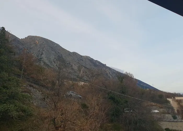 Casa-albergo Tiroasegno * Lama dei Peligni